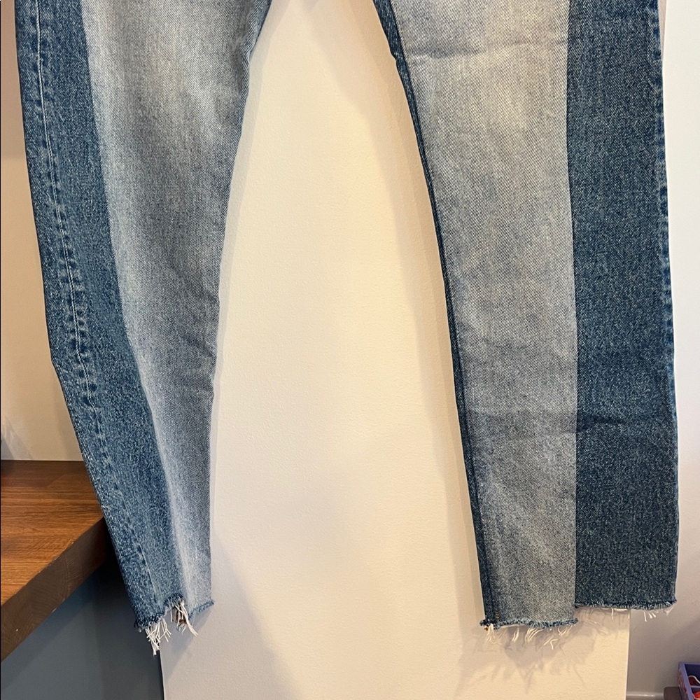 Levi's 501 Spliced Two-Tone Blue Straight Jeans - Picture 5 of 16